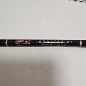 Anastasia Beverly Hills Brow Wiz - Taupe Or Chocolate